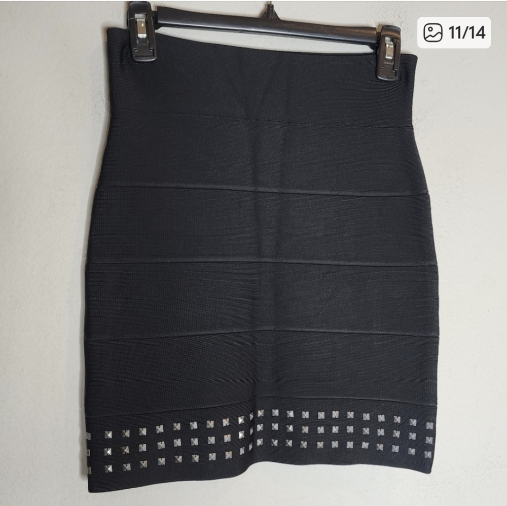 BCBGMaxAzria Black Ribbed Skirt with Silver Studs
